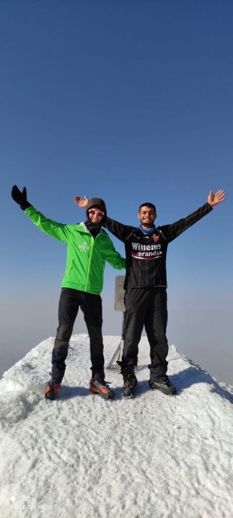 Mount Ararat Trekking