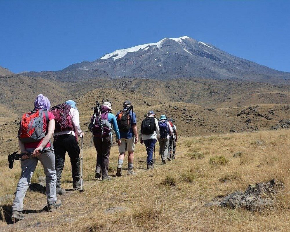 Mount Ararat Trekking